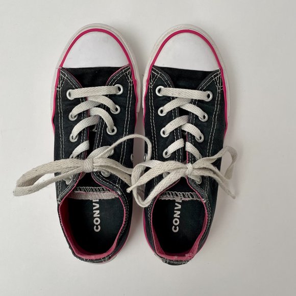 Converse Black Pink Stripe Chuck Taylor Low Top Double Tongue Sneaker, Size Y1 - Picture 2 of 6